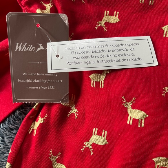 Red reindeer size large shirt - Picture 7 of 9